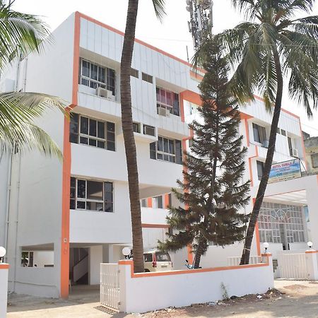 Hotel Guruji Alībāg Exterior foto